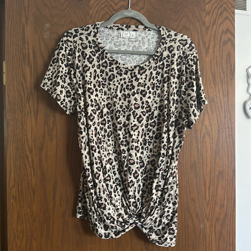 Maurice’s xl leopard print top